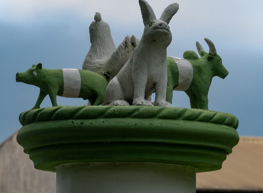 ASSAN livestock emblem monument at COLANIM, FUNAAB